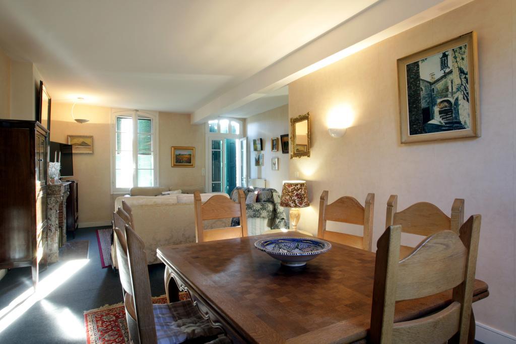 Maison De Maitre A Bram # Jacuzzi Εξωτερικό φωτογραφία